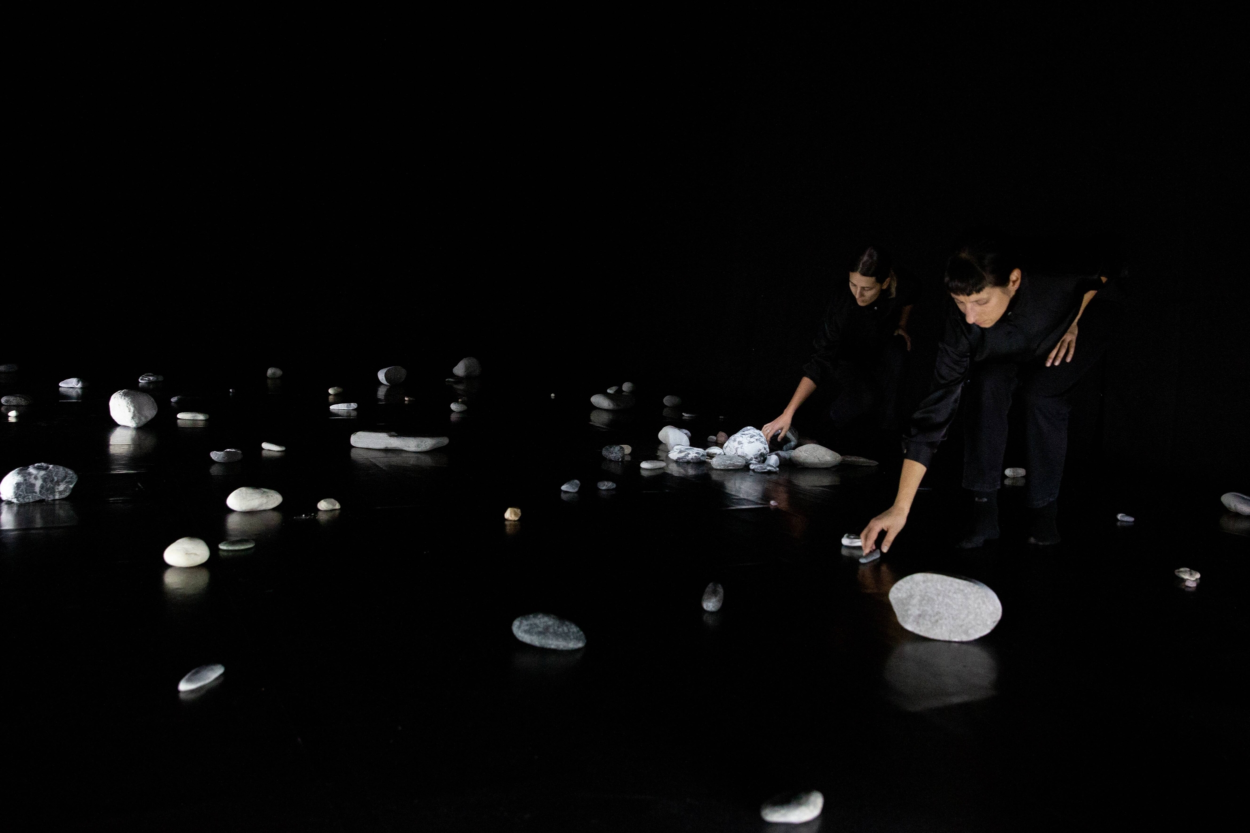 Immagine: Coming to matter