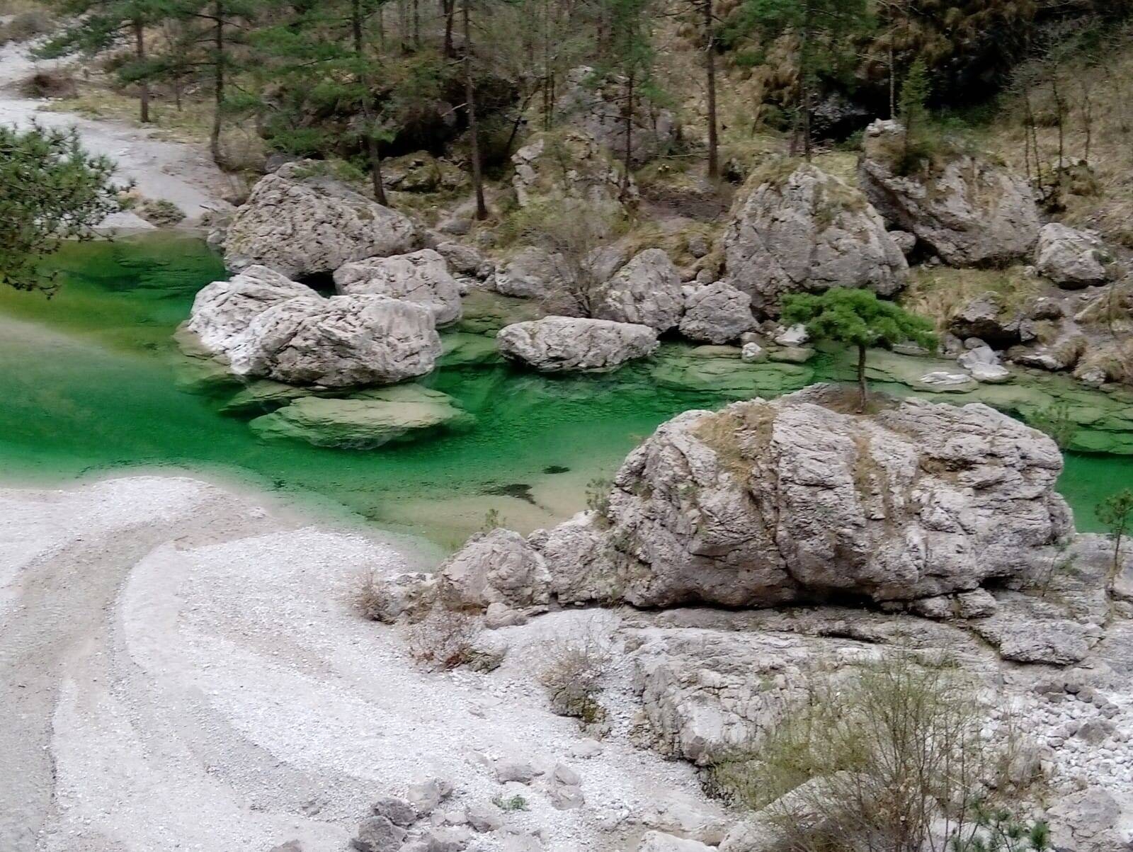 Paesaggio con pozze d'acqua denominate Pozze smeraldine - fotografia di Antonio Cossutta